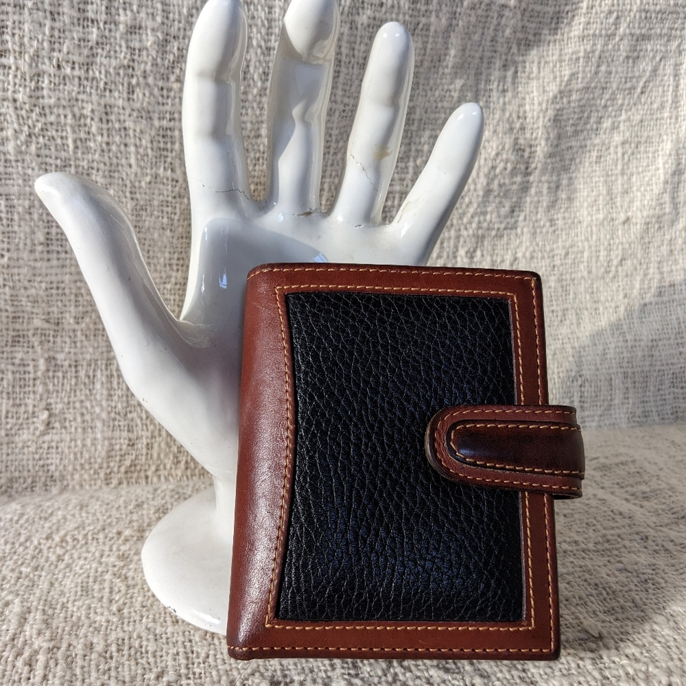 Vintage Coach Sheridan Black Brown Pebbled Leather Wallet